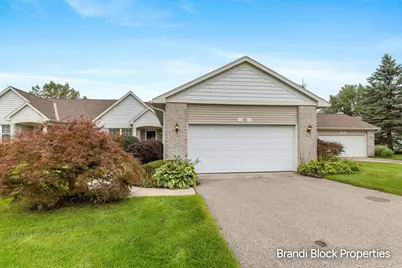 59 Pond Ridge Drive NE #20, Grand Rapids, MI 49546 - Photo 2
