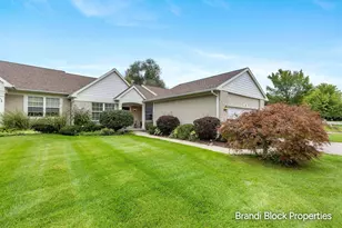 59 Pond Ridge Dr NE, Grand Rapids, MI 49546 - Photo 1