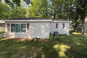 5256 Blueberry Dr, Harrison, MI 48625 - Photo 20