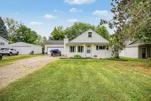 6315 Bishop Rd, Lansing, MI 48911 - Photo 2