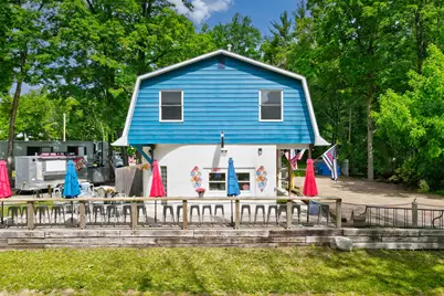 7641 S Croton Hardy Drive, Newaygo, MI 49337 - Photo 2