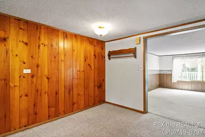 167 W Brooks Street, Newaygo, MI 49337 - Photo 10