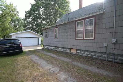 1701 13th Avenue, Menominee, MI 49858 - Photo 4