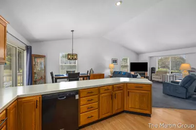 1930 Mullins Avenue NW, Grand Rapids, MI 49534 - Photo 8