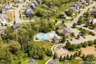 8924 Barrington Ln, Jenison, MI 49428 - Photo 34