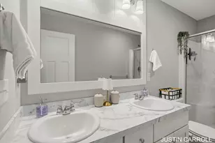 8924 Barrington Ln, Jenison, MI 49428 - Photo 20