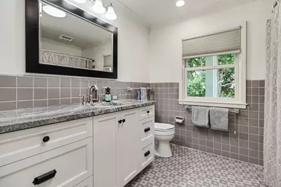 9 E Heatheridge Street, Ann Arbor, MI 48104 - Photo 24