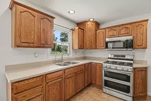 124 River Park Dr, Marshall, MI 49068 - Photo 16