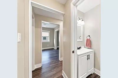 615 N Pleasant Street, Jackson, MI 49202 - Photo 22