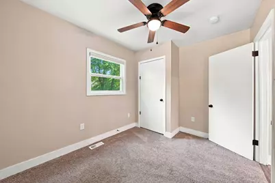 615 N Pleasant Street, Jackson, MI 49202 - Photo 20