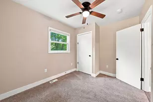 615 N Pleasant St, Jackson, MI 49202 - Photo 20