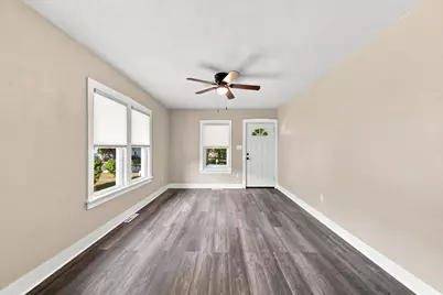 615 N Pleasant Street, Jackson, MI 49202 - Photo 6