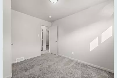 2478 River Drive, Lincoln Park, MI 48146 - Photo 18