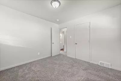 2478 River Drive, Lincoln Park, MI 48146 - Photo 16