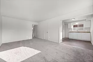 2478 River Dr, Lincoln Park, MI 48146 - Photo 10