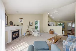 1416 Woodlawn Cmns, Grand Haven, MI 49417 - Photo 10