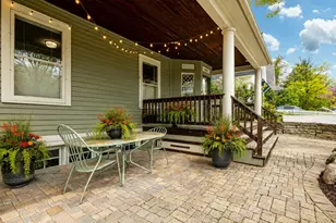 1607 S University Ave, Ann Arbor, MI 48104 - Photo 2