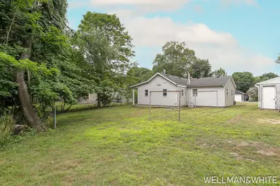 1019-1021 Elizabeth, Saugatuck, MI 49453 - Photo 14