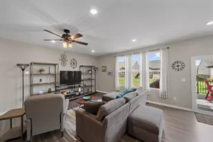 50120 Bluebell St, Canton, MI 48188 - Photo 10