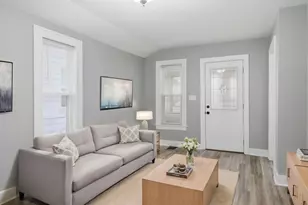 23 Colfax St NE, Grand Rapids, MI 49505 - Photo 2
