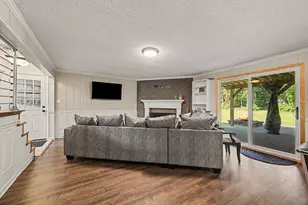 1560 Chanticlair Cir, Wixom, MI 48393 - Photo 6
