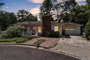 6 Ruthven Pl, Ann Arbor, MI 48104 - Photo 2