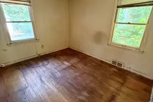 5810 Kensington Ave, Detroit, MI 48224 - Photo 8