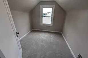 6236 Kenilworth St, Dearborn, MI 48126 - Photo 8