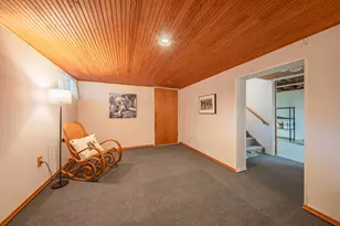 2104 S Circle Dr, Ann Arbor, MI 48103 - Photo 26