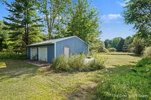 11737 Ellis Rd, Ravenna, MI 49451 - Photo 4