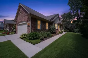 39628 Village Run Dr, Northville, MI 48168 - Photo 6