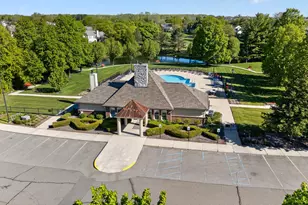 39628 Village Run Dr, Northville, MI 48168 - Photo 70
