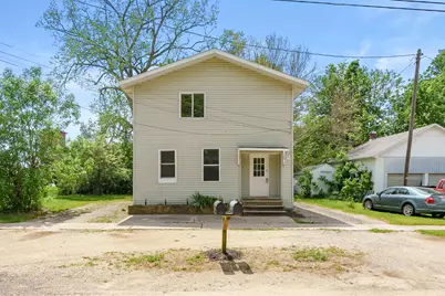 105 N George Street, Decatur, MI 49045 - Photo 2