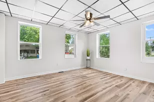 105 N George St, Decatur, MI 49045 - Photo 8