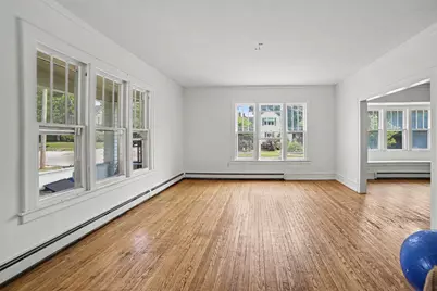 216 E Danaher Street, Ludington, MI 49431 - Photo 4