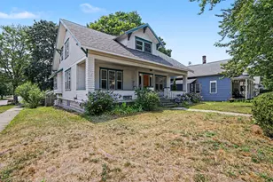 216 E Danaher St, Ludington, MI 49431 - Photo 28