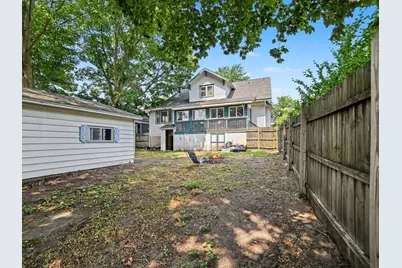 216 E Danaher Street, Ludington, MI 49431 - Photo 30