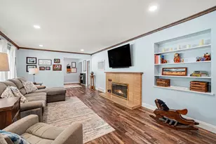 294 W 30th St, Holland, MI 49423 - Photo 6