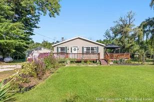 106 Little Long Lake Dr, Nashville, MI 49073 - Photo 2