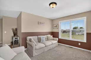 715 Buteo Dr, East Lansing, MI 48823 - Photo 44
