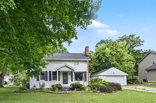 618 N Evans St, Tecumseh, MI 49286 - Photo 1