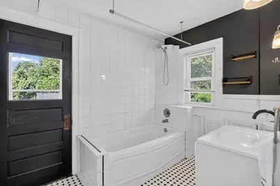 110 N Durand Street, Jackson, MI 49202 - Photo 46