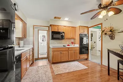 1117 W Kilgore Road, Portage, MI 49024 - Photo 6