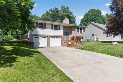 2528 Tricia Drive, Jackson, MI 49201 - Photo 2