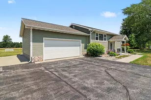 5832 Potter Rd, Bear Lake, MI 49614 - Photo 4