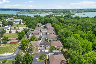 8191 Colony Dr, Grosse Ile, MI 48138 - Photo 32