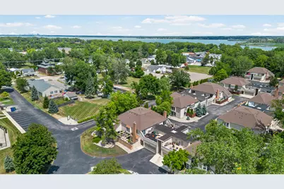 8191 Colony Drive #22, Grosse Ile, MI 48138 - Photo 30