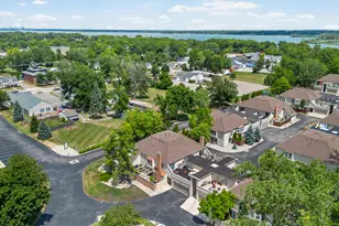 8191 Colony Dr, Grosse Ile, MI 48138 - Photo 30