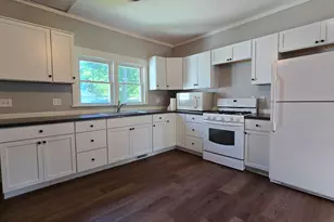 630 N Main St, Bellevue, MI 49021 - Photo 8
