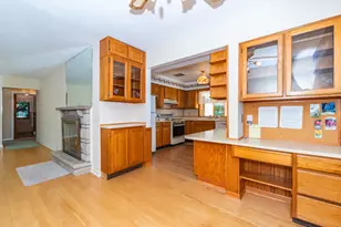 1805 Golfview Ave, Kalamazoo, MI 49001 - Photo 8